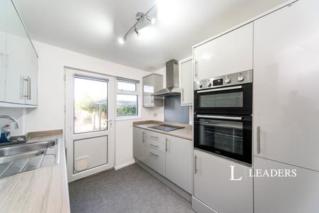 3 bedroom house to rent - Filder Close, Eastbourne, BN22 - Property View 3