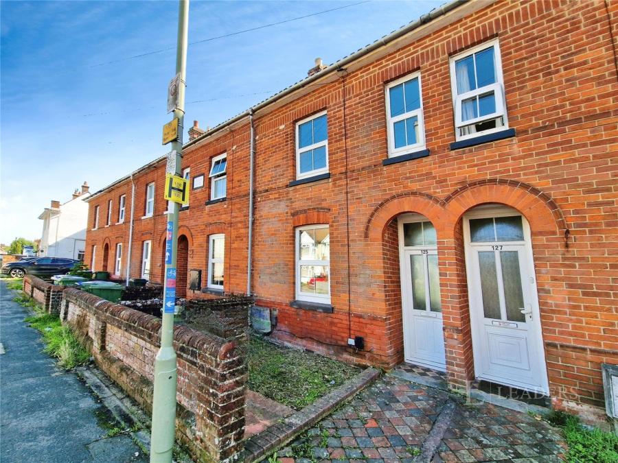 2 bedroom house to rent - Gordon Road, Fareham, PO16 - Property View 1
