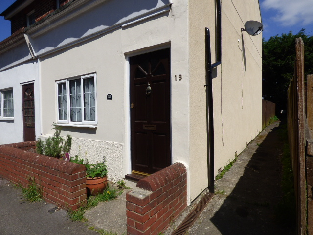 2 bedroom house to rent - Grantham Road, Eastleigh, SO50 - Property View 1
