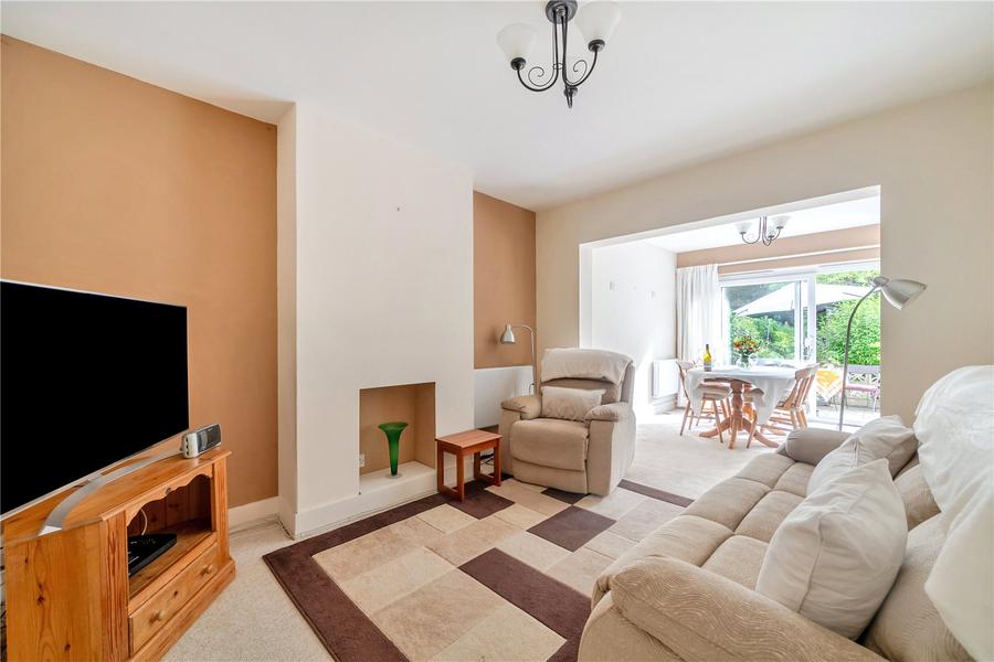 4 bedroom house for sale - The Greenway, Epsom, Surrey, KT18 - Property View 2