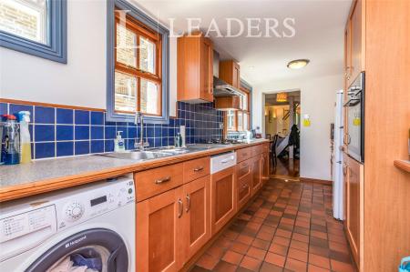 2 bedroom cottage for sale - Church Road, Epsom, KT17 - Property View 3