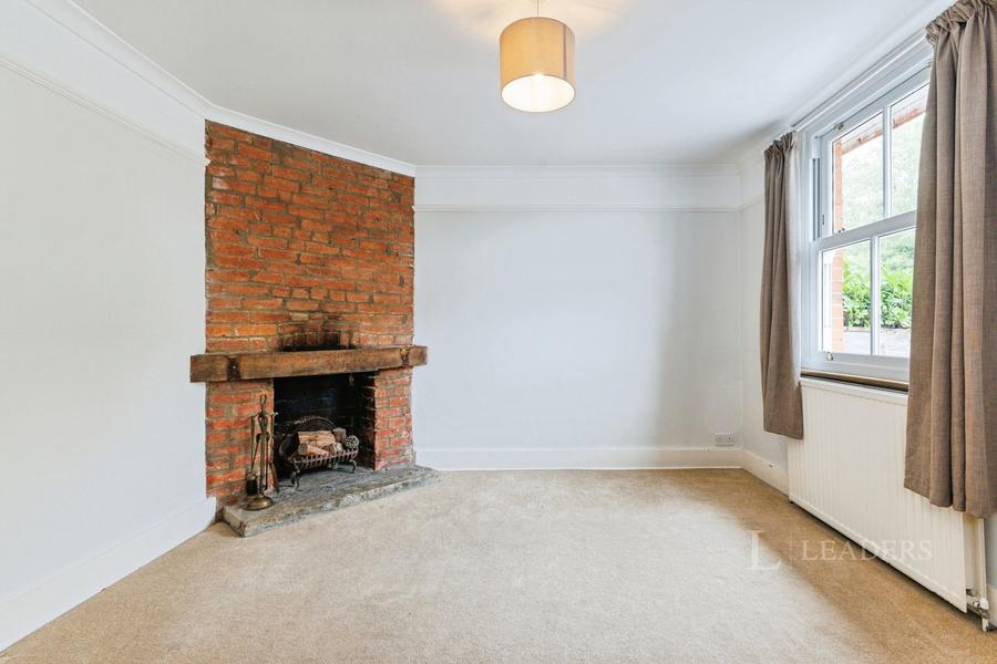 2 bedroom house to rent - Fair Oak Lane, Chessington, KT9 - Property View 2