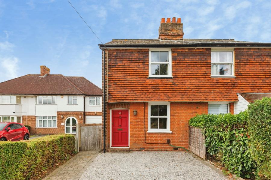 2 bedroom house to rent - Fair Oak Lane, Chessington, KT9 - Property View 1