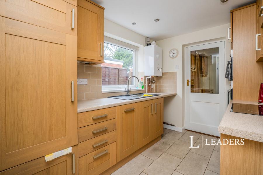 3 bedroom house to rent - Iron Mill Close, Fareham, PO15 - Property View 3