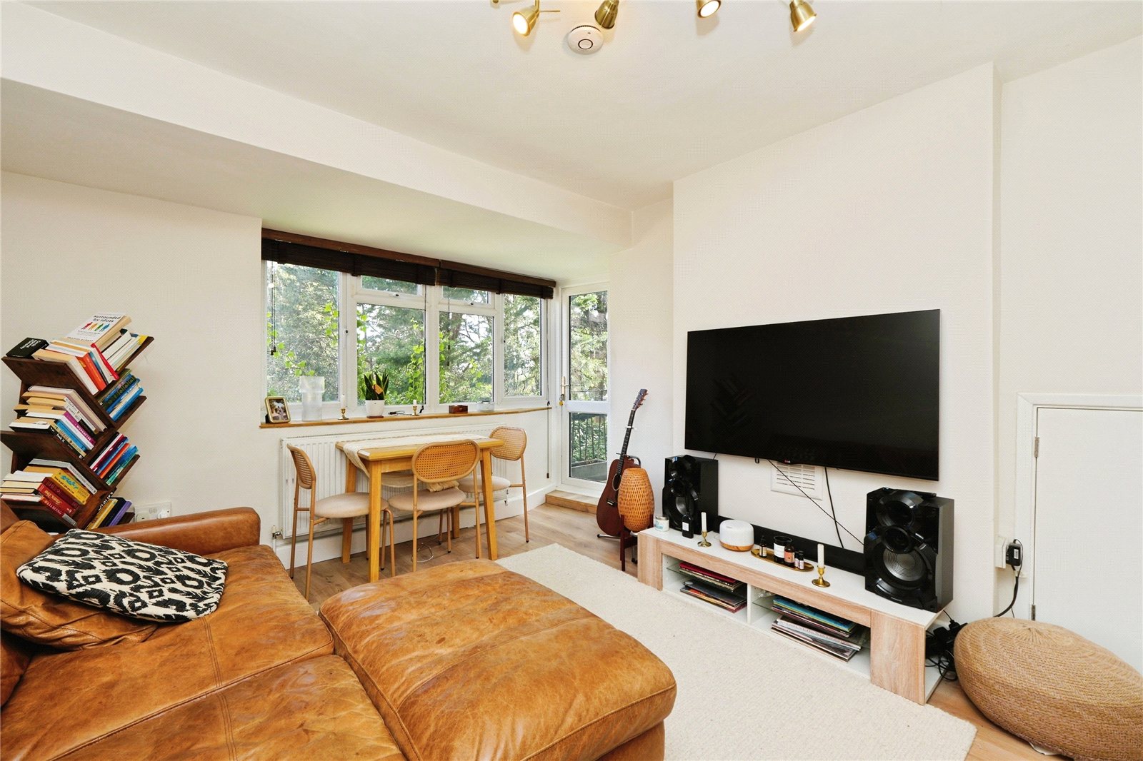 2 bedroom apartment to rent - Auckland Rise, London, SE19 - Property View 1