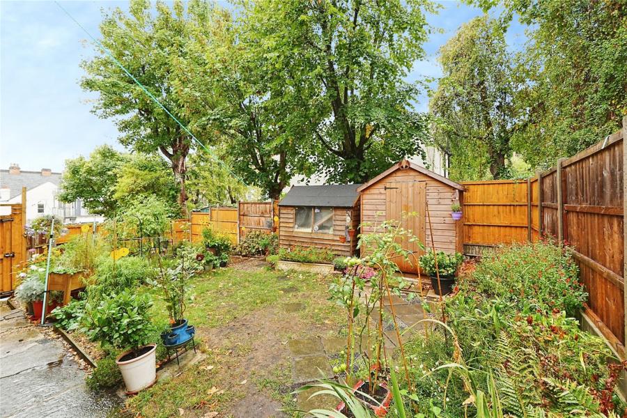 2 bedroom apartment to rent - Montem Road, London, SE23 - Property View 3