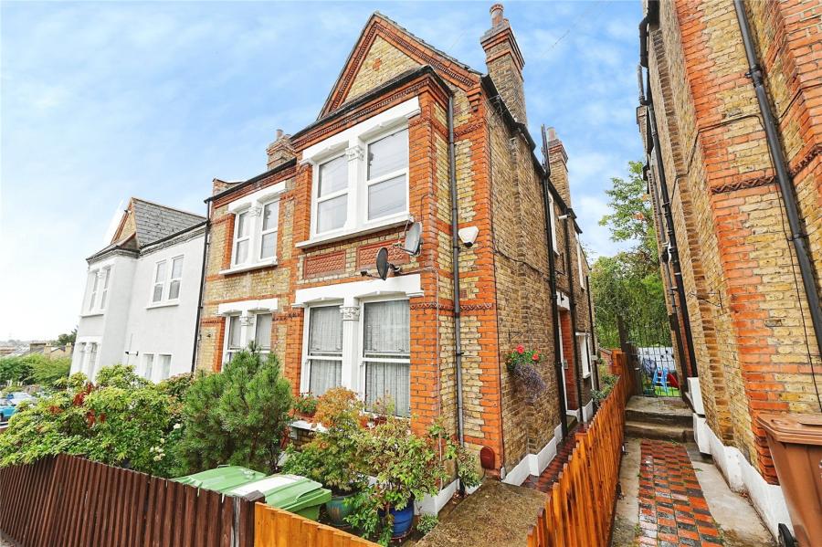2 bedroom apartment to rent - Montem Road, London, SE23 - Property View 1