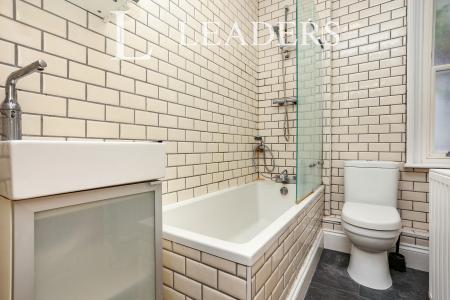 2 bedroom apartment to rent - Connaught Mansions, Coldharbour Lane, London, SW9 - Property View 3