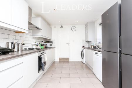 1 bedroom property to rent - Howson Road, London, SE4 - Property View 3