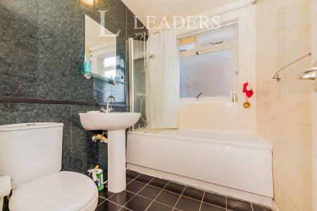 2 bedroom apartment to rent - Glenhurst Court, Farquhar Road, London, SE19 - Property View 2