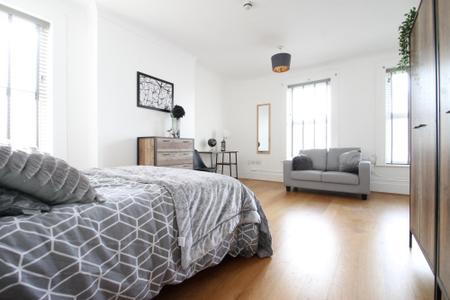 1 bedroom property to rent - First Floor Flat, 137 Kirkdale, London, SE26 - Property View 2