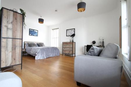 1 bedroom property to rent - First Floor Flat, 137 Kirkdale, London, SE26
