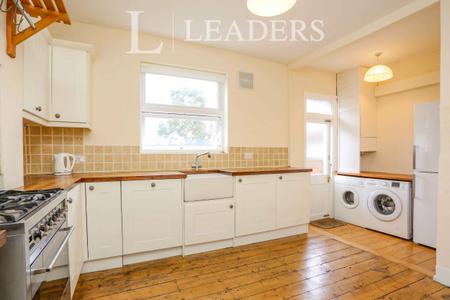 3 bedroom house to rent - Treviso Road, London, SE23