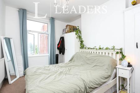 1 bedroom apartment to rent - Nunhead Lane, London, SE15 - Property View 2