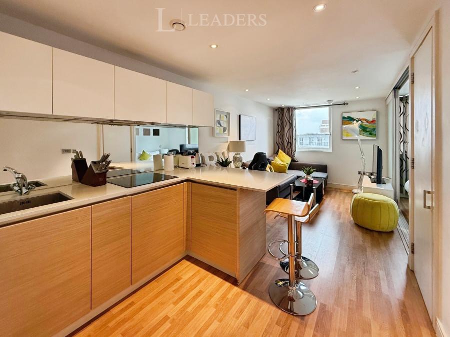 1 bedroom apartment to rent - No 1 Building, Gunwharf Quays, Portsmouth, PO1 - Property View 2