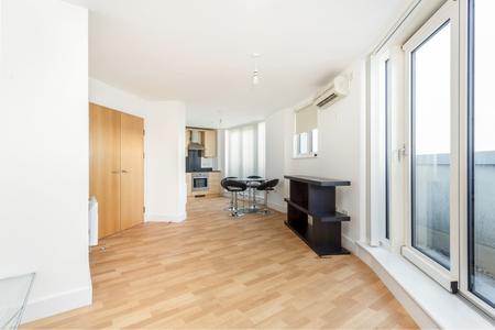 2 bed flat/apartment for rent in Gunwharf Quays, Portsmouth, Hampshire, PO1