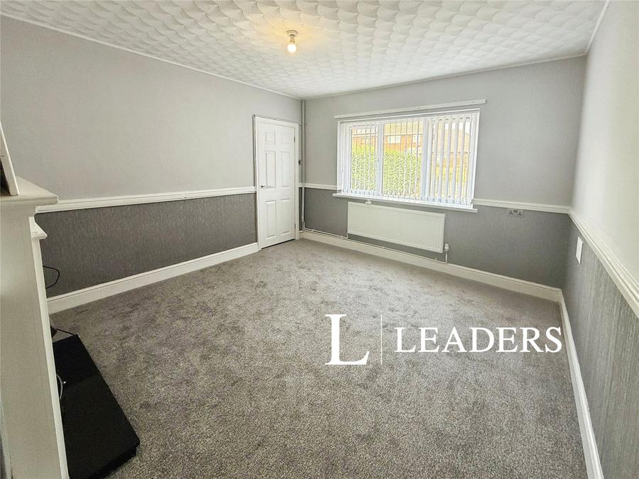 3 bedroom house to rent - Pinewood Crescent, Stoke-on-Trent, Staffordshire, ST3 - Property View 2