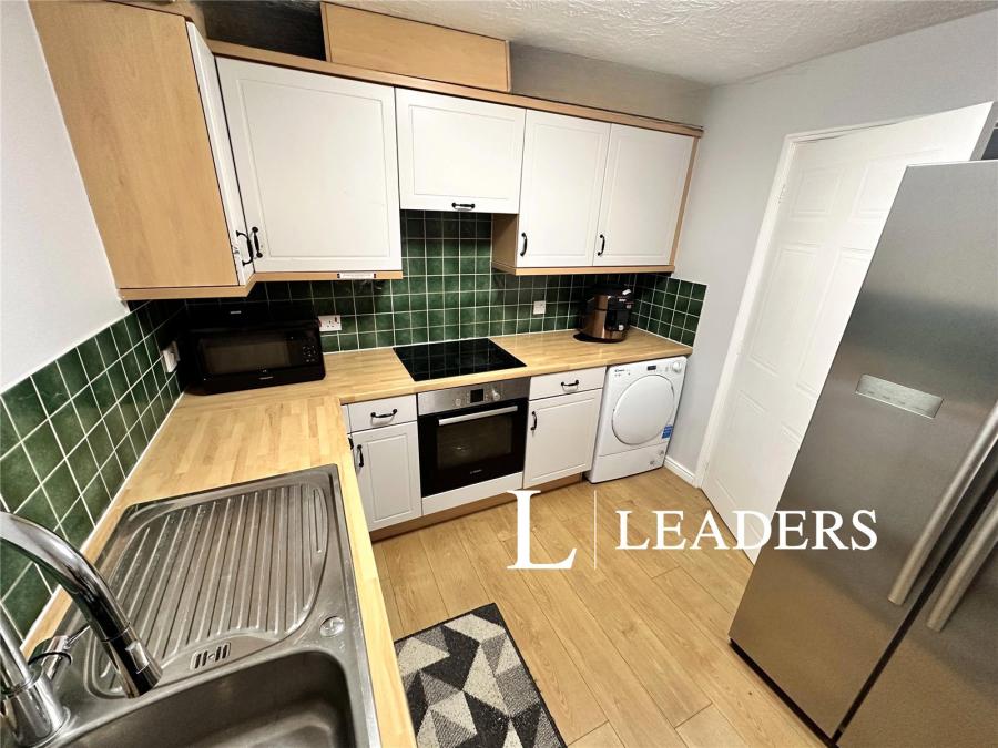 3 bedroom house to rent - Ovaldene Way, Stoke-on-Trent, ST4 - Property View 3