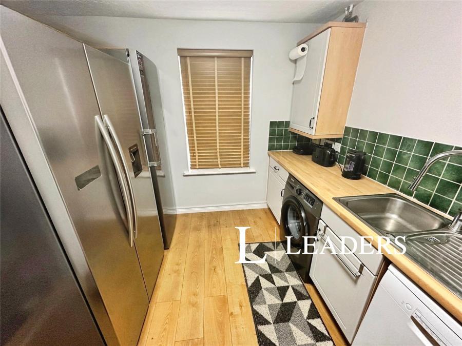 3 bedroom house to rent - Ovaldene Way, Stoke-on-Trent, ST4 - Property View 2