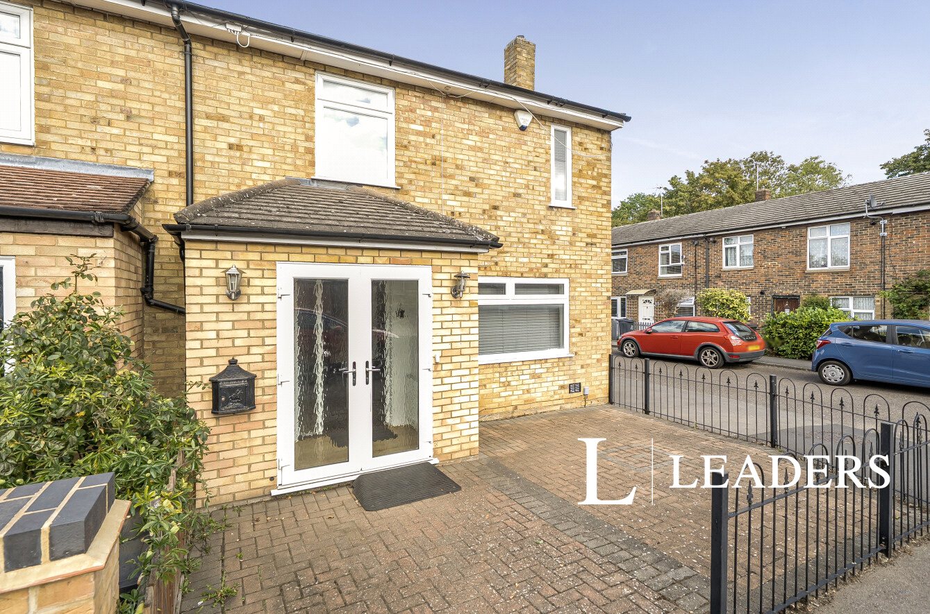 2 bedroom house for sale - Hollyfield, Harlow, Essex, CM19 - Property View 1