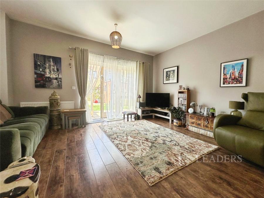 3 bedroom house for sale - Magpie Road, Newhall, Harlow, Essex, CM17 - Property View 2
