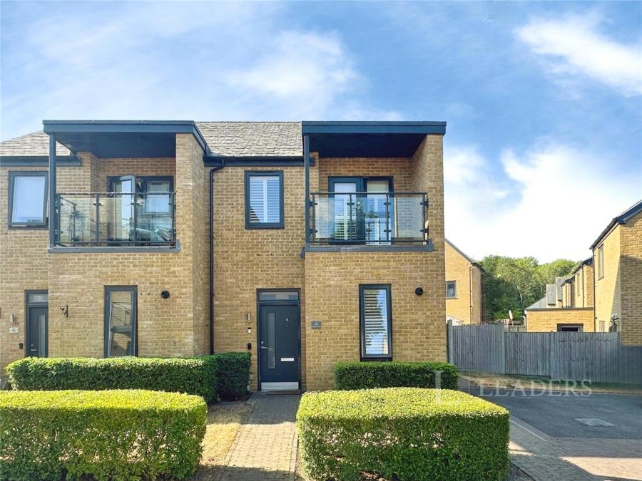 3 bedroom house for sale - Magpie Road, Newhall, Harlow, Essex, CM17 - Property View 1