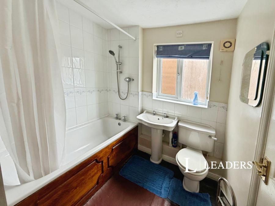 4 bedroom house to rent - Merino Close, Stoke-on-Trent, Staffordshire, ST3 - Property View 3