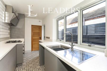 2 bedroom house to rent - Coronation Road, Stoke-on-Trent, ST4 - Property View 3