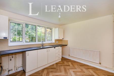3 bedroom house to rent - Oakwood Place, Newcastle, ST5 - Property View 2