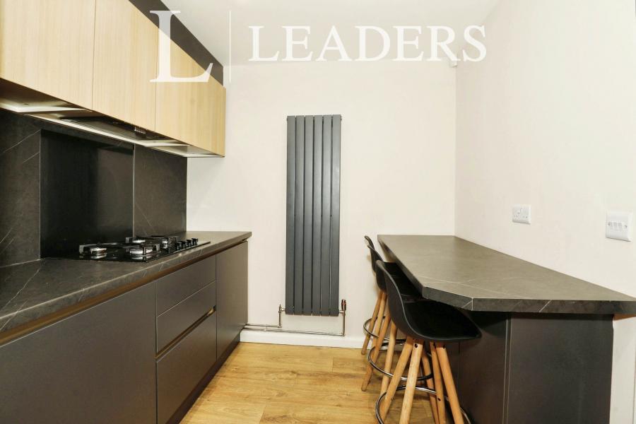 5 bedroom house to rent - Woodcote Close, Stoke-on-Trent, ST3 - Property View 3
