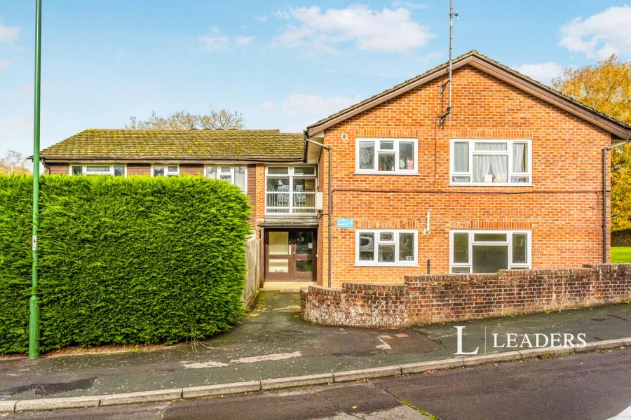 2 bedroom property to rent - Acre Close, Haywards Heath, West Sussex, RH16 - Property View 1