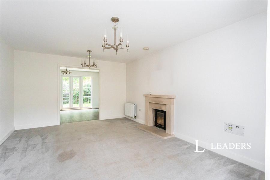 4 bedroom house to rent - Thompson Way, Handcross, Haywards Heath, RH17 - Property View 2