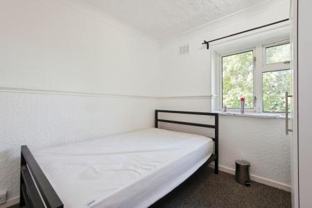 property to rent - Trigg Terrace, Stevenage, Hertfordshire, SG1 - Property View 2
