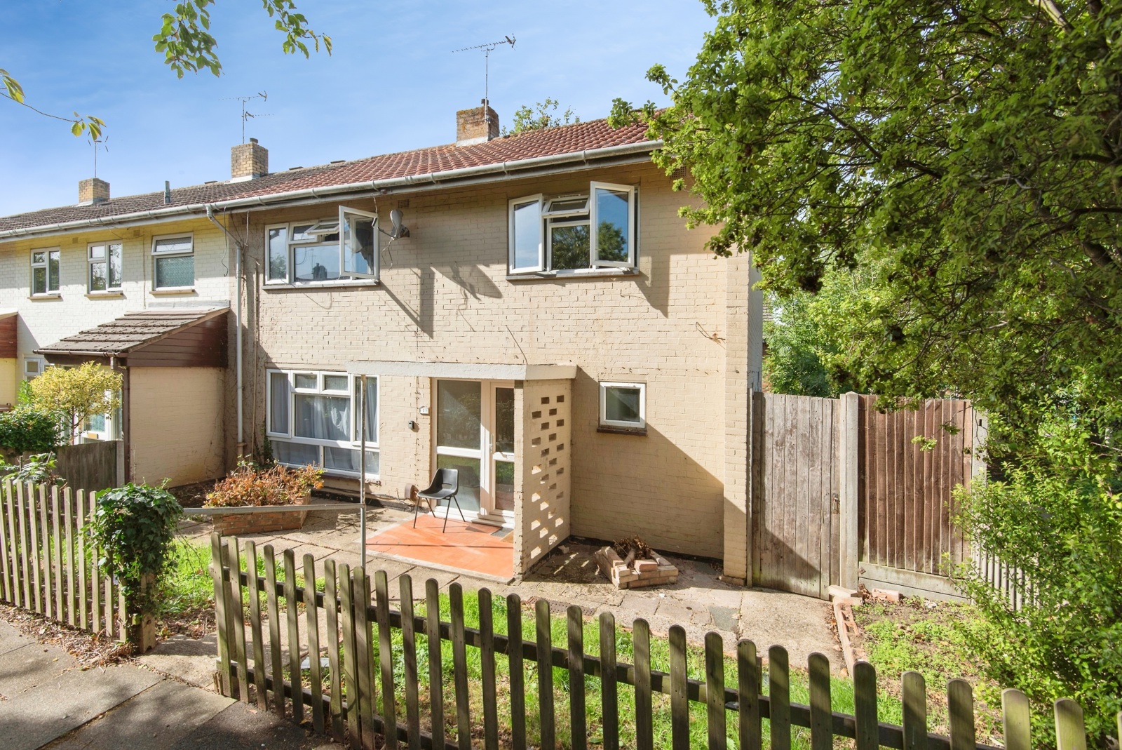property to rent - Trigg Terrace, Stevenage, Hertfordshire, SG1 - Property View 1