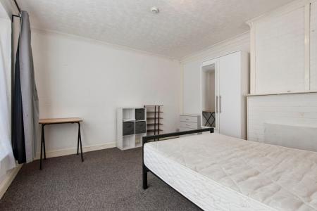 property to rent - Trigg Terrace, Stevenage, Hertfordshire, SG1 - Property View 2