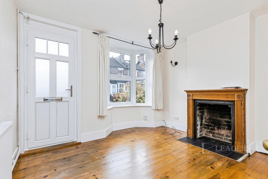 2 bedroom house to rent - Gladstone Road, Horsham, RH12 - Property View 3