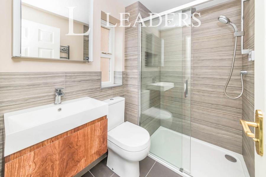 4 bedroom house to rent - Walton Drive, Horsham, West Sussex, RH13 - Property View 3
