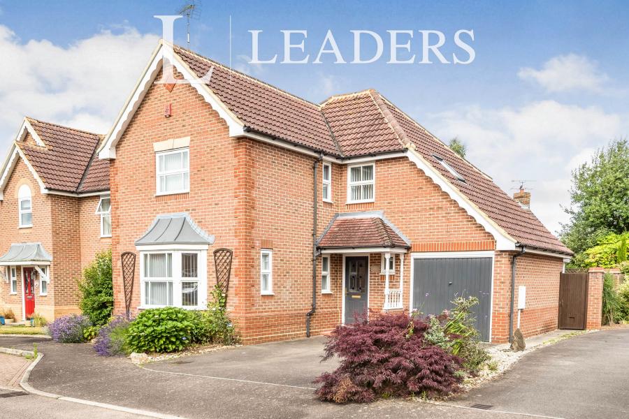 4 bedroom house to rent - Walton Drive, Horsham, West Sussex, RH13 - Property View 1