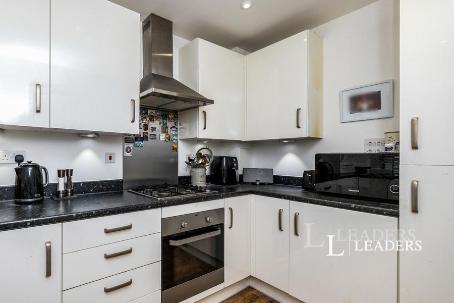 2 bedroom house to rent - White Close, Broadbridge Heath, Horsham, West Sussex, RH12 - Property View 2