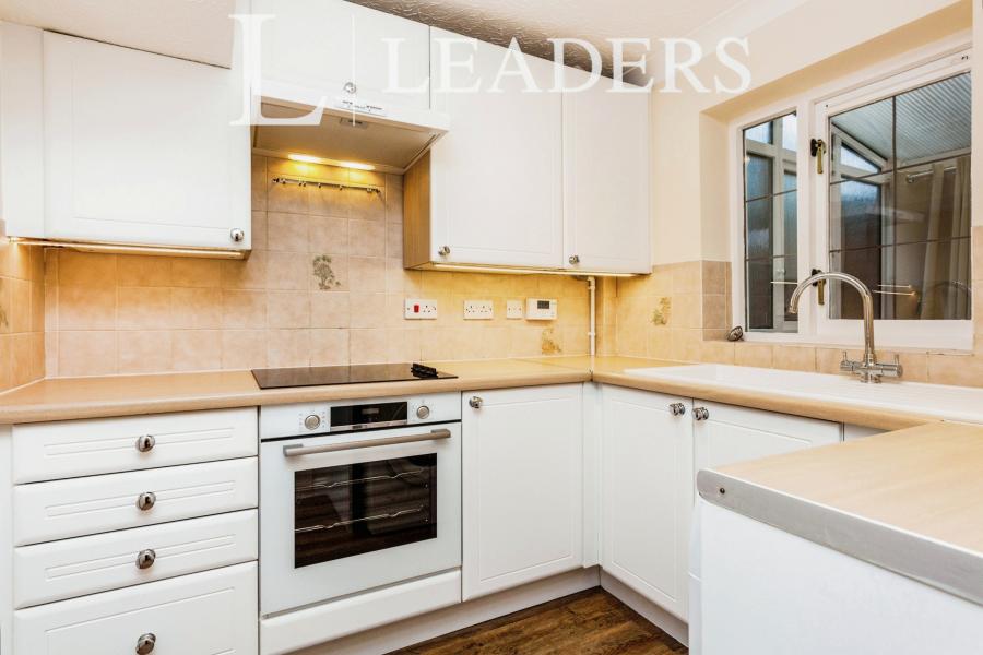 2 bedroom house to rent - Haybarn Drive, Horsham, RH12 - Property View 2