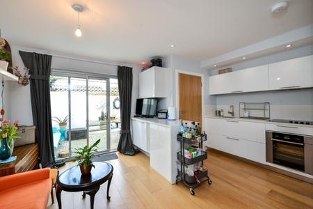 3 bedroom house to rent - Stoneham Road, Hove, BN3 - Property View 2