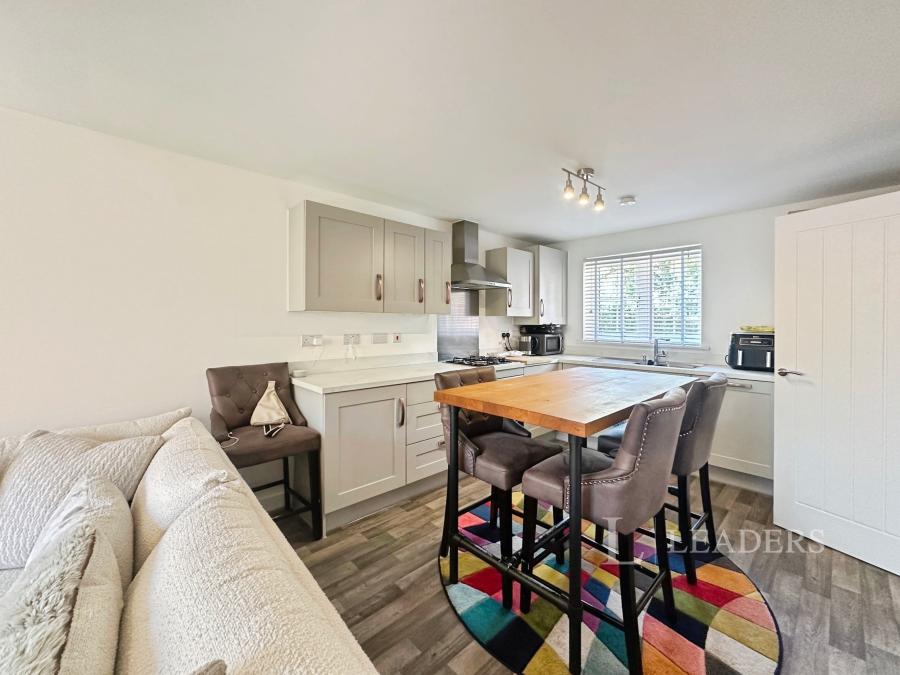 3 bedroom house to rent - Woodhouse Drive, Kenilworth, Warwickshire, CV8 - Property View 2