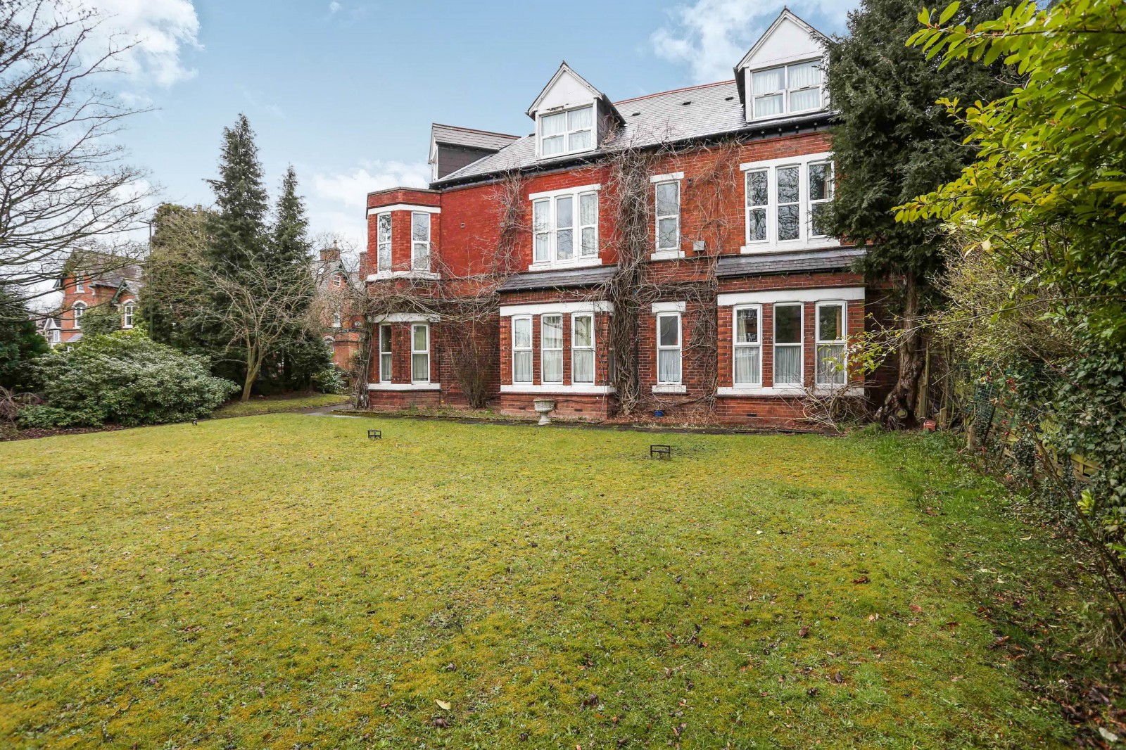 apartment to rent - Cotteridge Manor, 72 Middleton Hall Road, Kings Norton, Birmingham, B30 - Property View 1