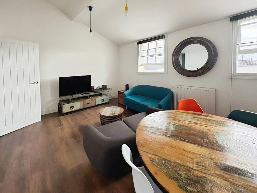 1 bedroom apartment to rent - Warwick Street, Leamington Spa, Warwickshire, CV32 - Property View 2