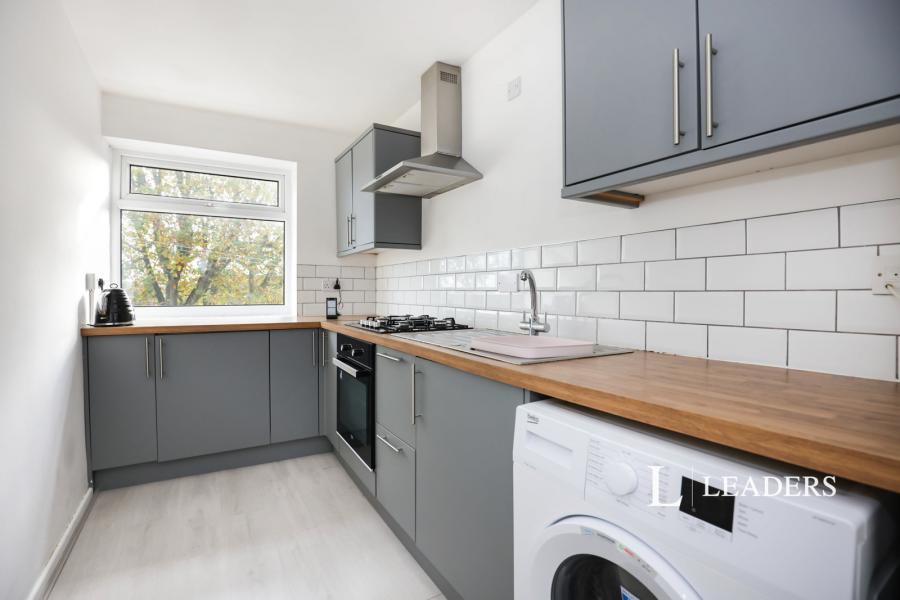 2 bedroom maisonette to rent - Chapel Court, Murcott Road East, Whitnash, Leamington Spa, CV31 - Property View 2