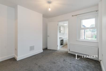 2 bedroom house to rent - Kingston Road, Leatherhead, KT22 - Property View 3