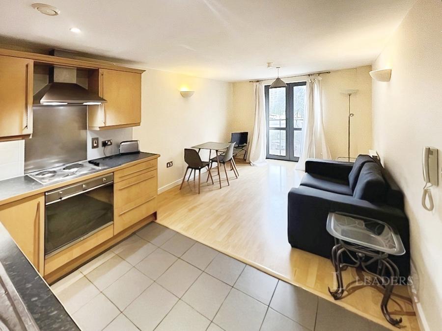 1 bedroom apartment to rent - City Walk, Leeds, West Yorkshire, LS11 - Property View 2