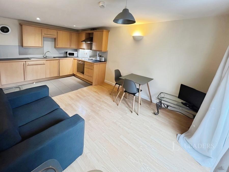 1 bedroom apartment to rent - City Walk, Leeds, West Yorkshire, LS11 - Property View 3