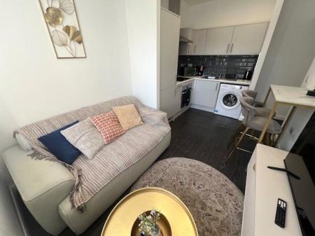 1 bedroom apartment to rent - East Parade, Bradford, West Yorkshire, BD1 - Property View 2