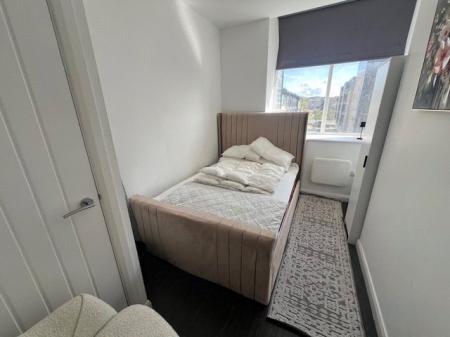 1 bedroom apartment to rent - East Parade, Bradford, West Yorkshire, BD1 - Property View 3